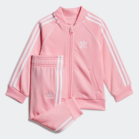 2t adidas outfit